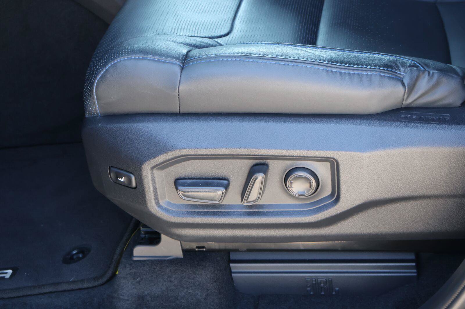 Used 2024 Toyota Tundra Platinum AWD/4WD image 14