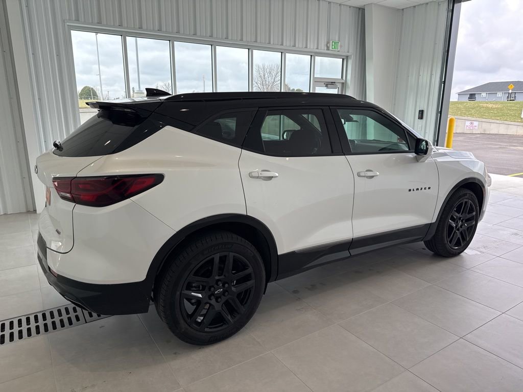 Used 2024 Chevrolet Blazer RS w/ LPO, Floor Liner Package image 4
