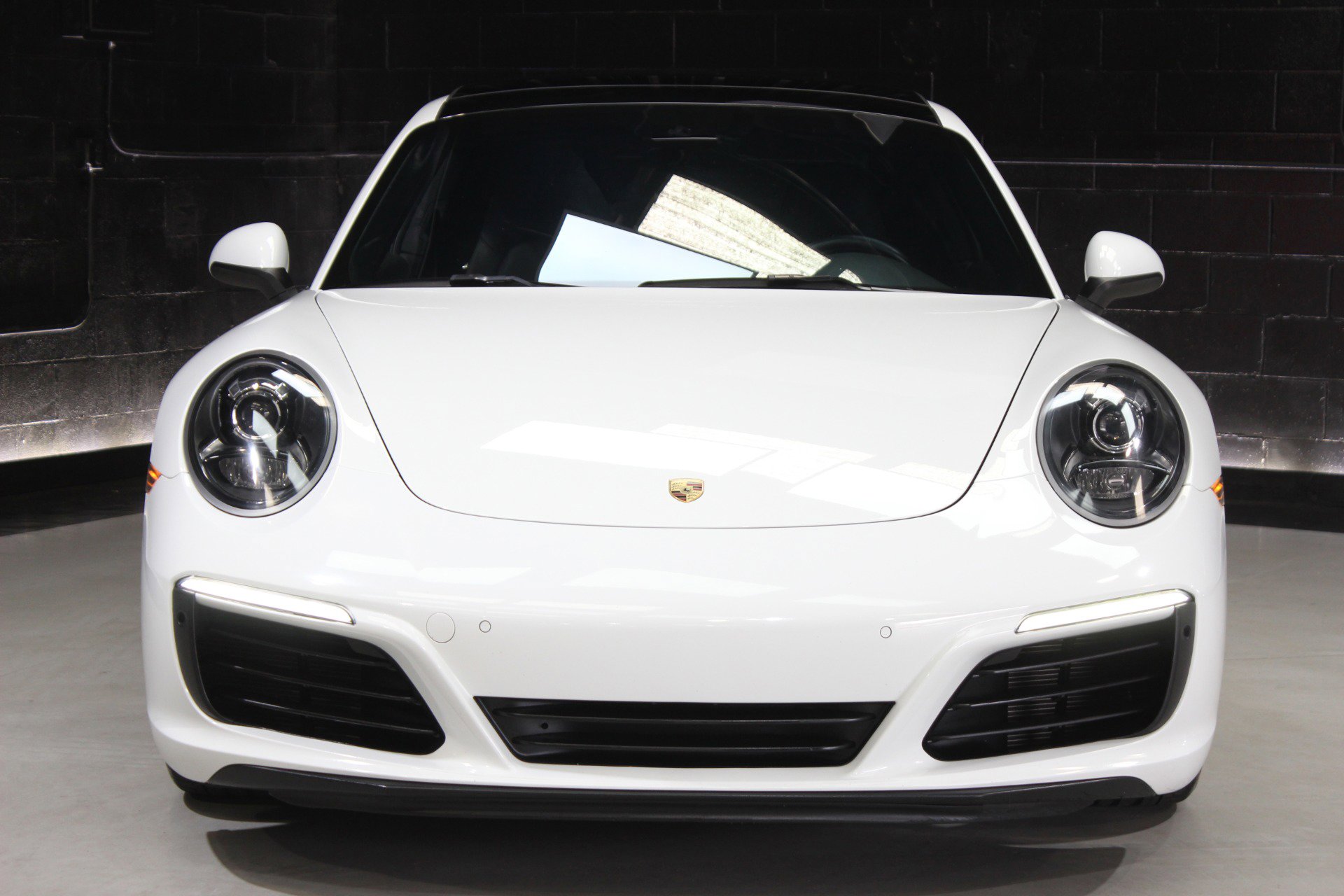 Used 2019 Porsche 911 Carrera RWD image 10