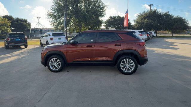 Used 2021 Chevrolet TrailBlazer LS FWD image 5