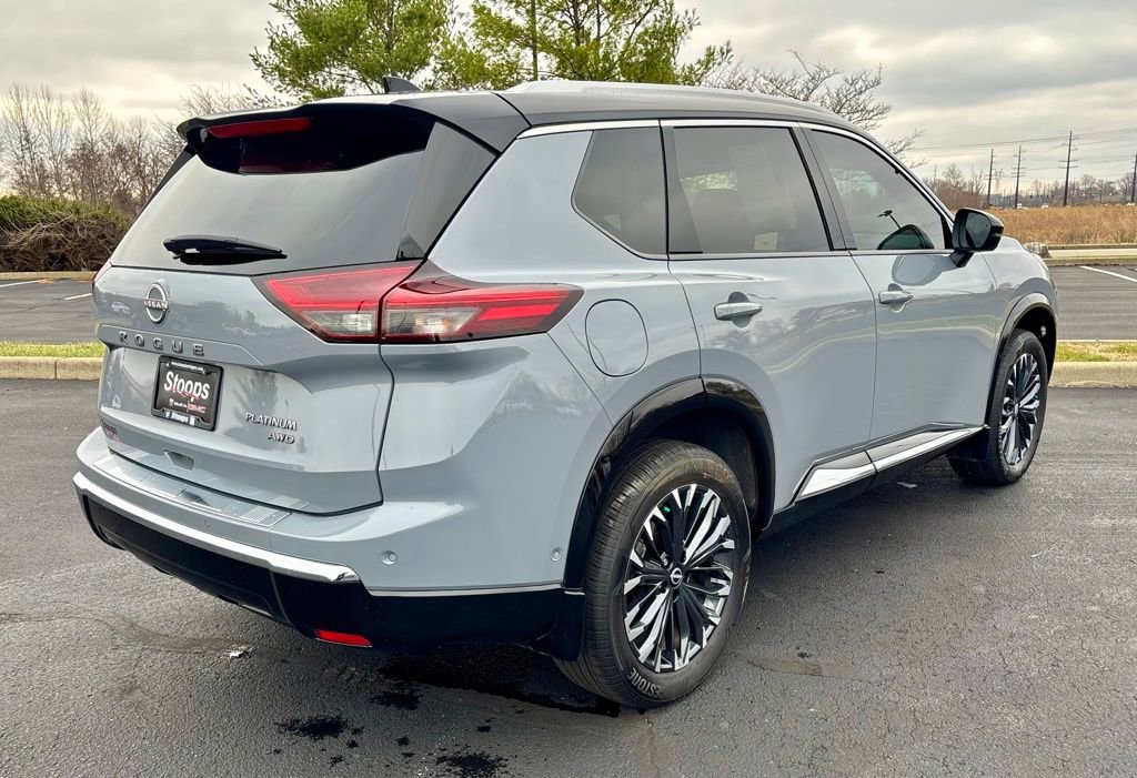 Used 2024 Nissan Rogue Platinum w/ Platinum Premium Package image 8