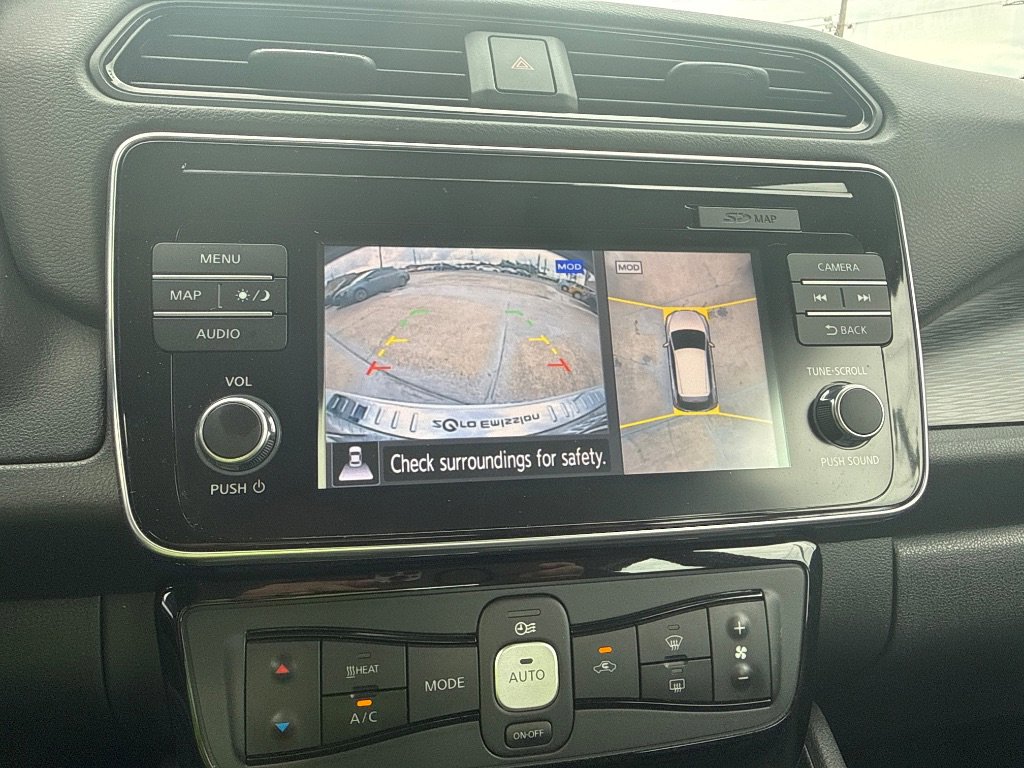 Used 2018 Nissan Leaf SL w/ SL Technology Package FWD image 15