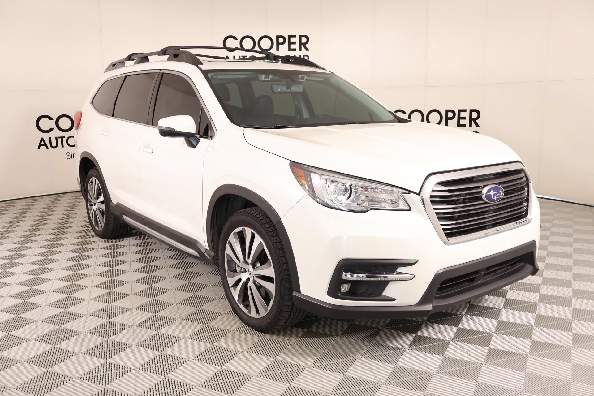 Used 2022 Subaru Ascent Limited w/ Technology Package AWD/4WD image 1