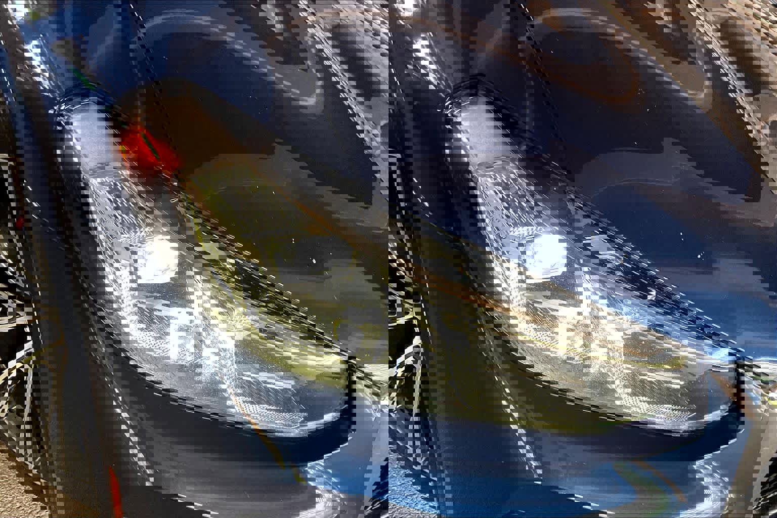 Used 2023 BMW X4 M40i w/ Premium Package image 27