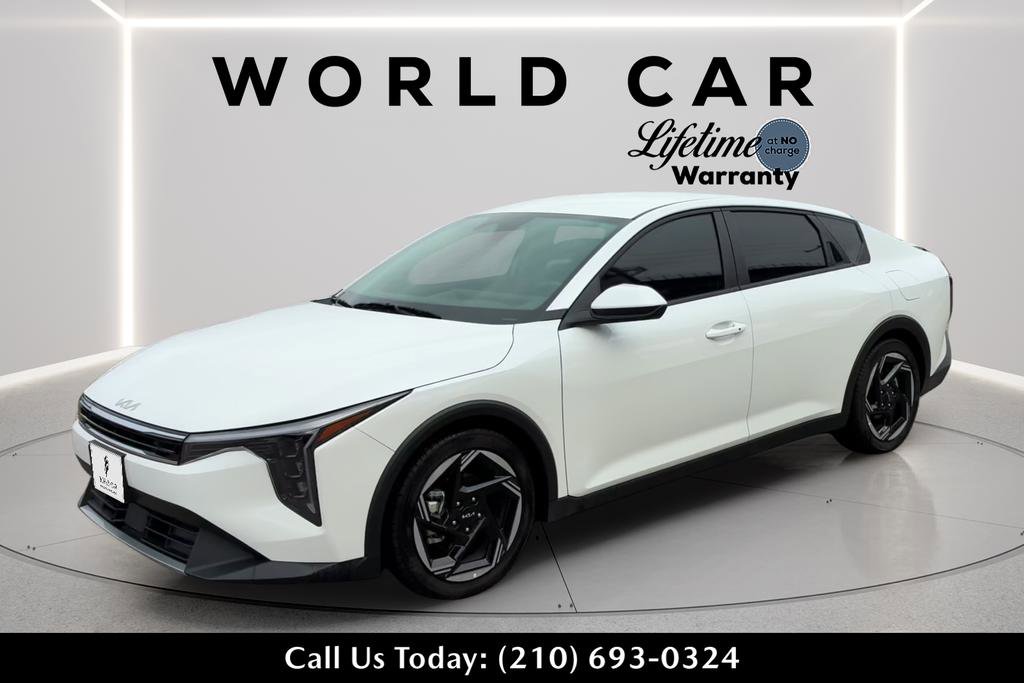 Certified 2025 Kia K4 EX image 7