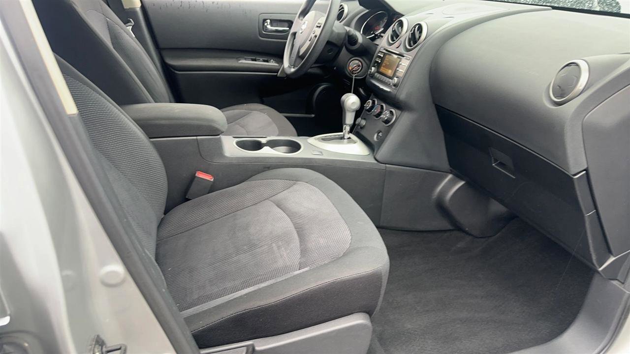 Used 2013 Nissan Rogue S w/ Special Edition Pkg image 30