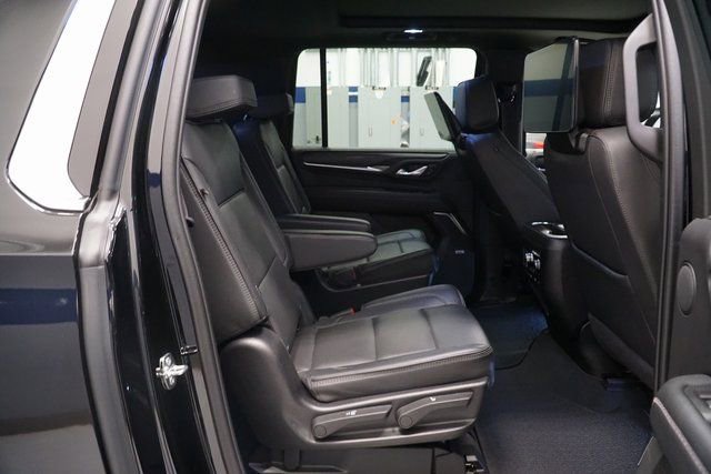 Used 2024 GMC Yukon XL Denali w/ Denali Reserve Package image 19