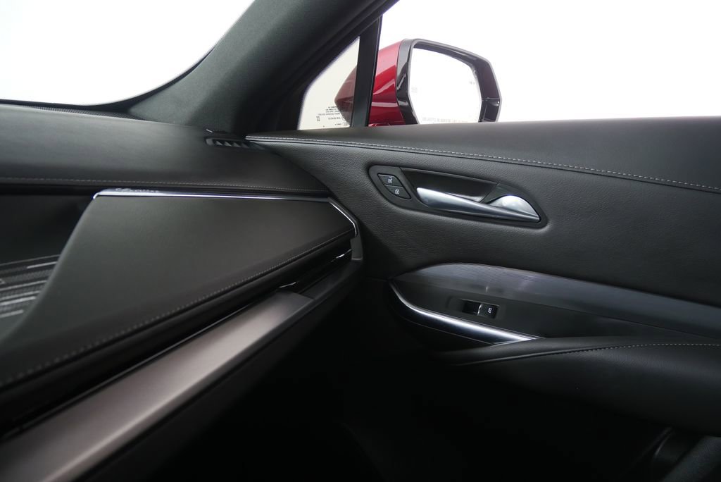 Used 2024 Cadillac XT4 Premium Luxury w/ Cold Weather Package image 30