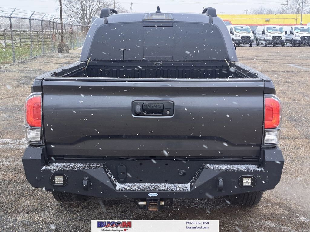 Used 2023 Toyota Tacoma Limited image 25
