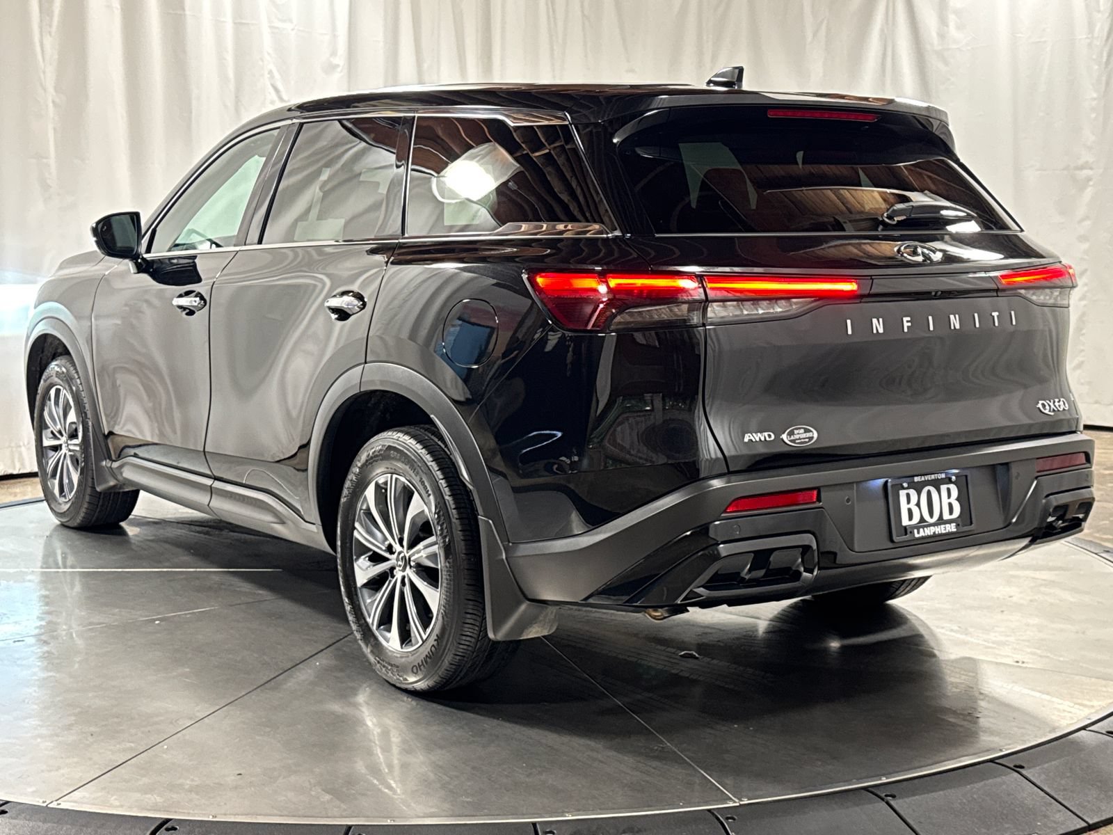 Certified 2025 INFINITI QX60 Pure AWD/4WD image 9