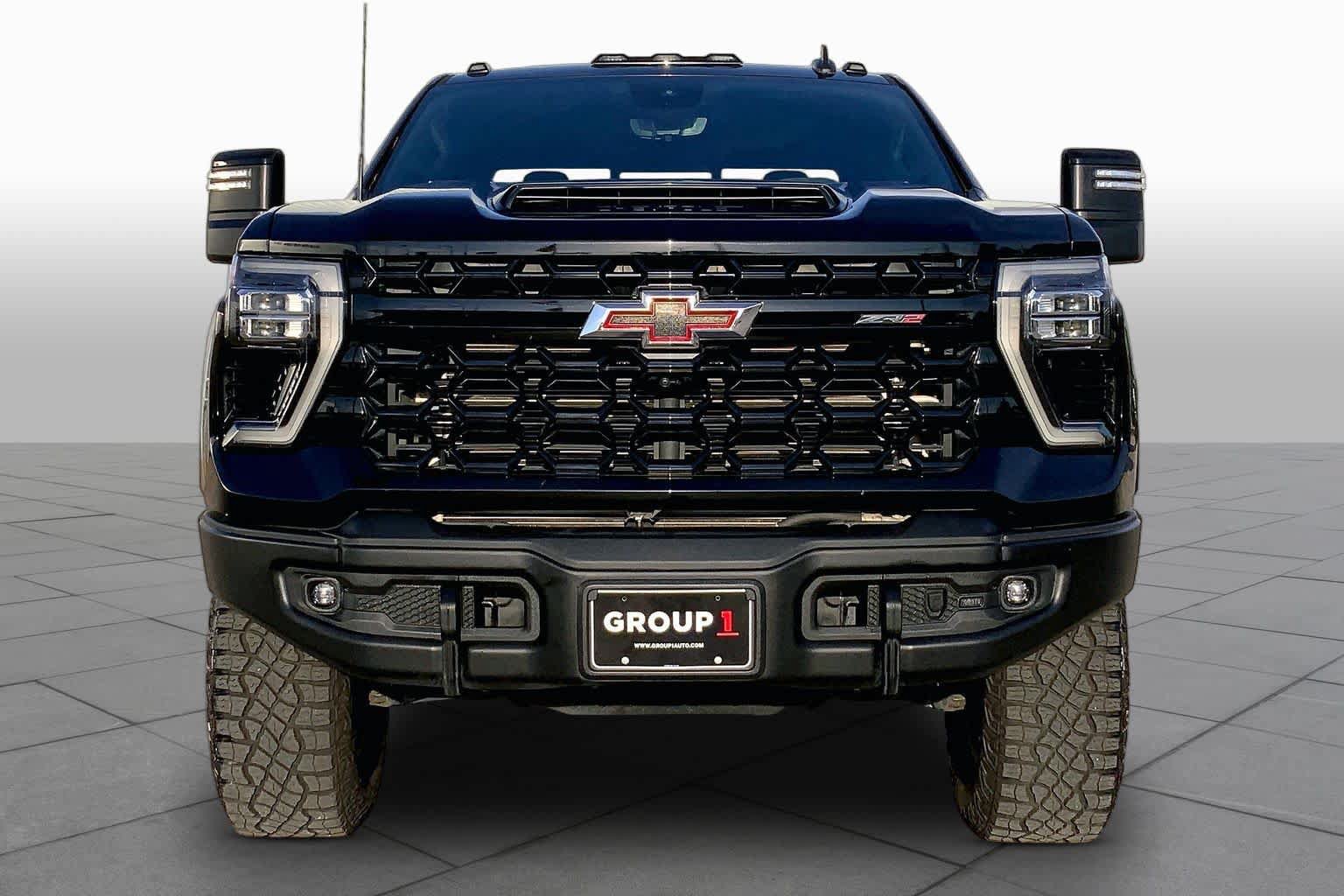 Used 2024 Chevrolet Silverado 2500 ZR2 w/ ZR2 Bison Edition AWD/4WD image 4