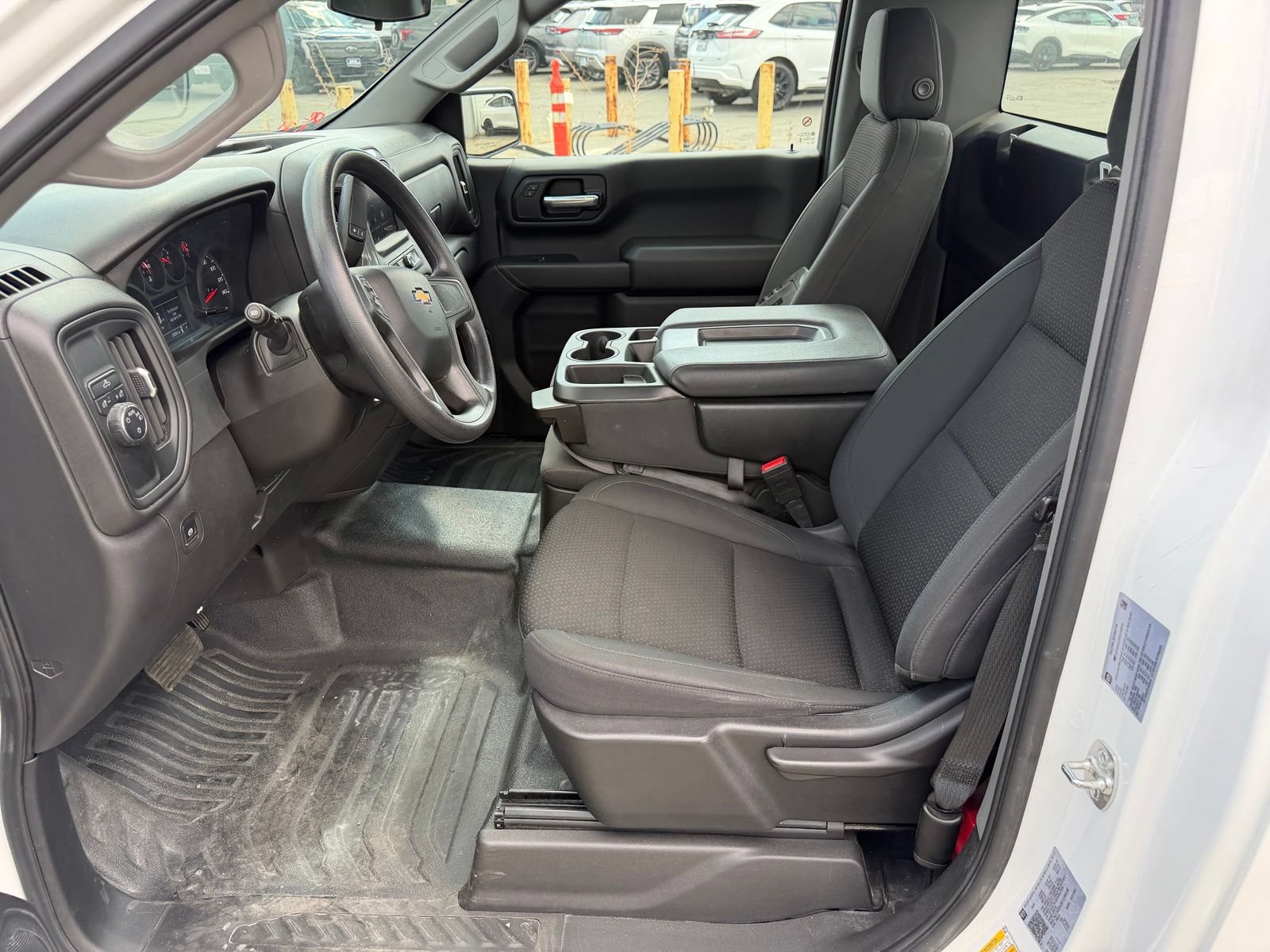 Used 2025 Chevrolet Silverado 1500 W/T RWD image 10