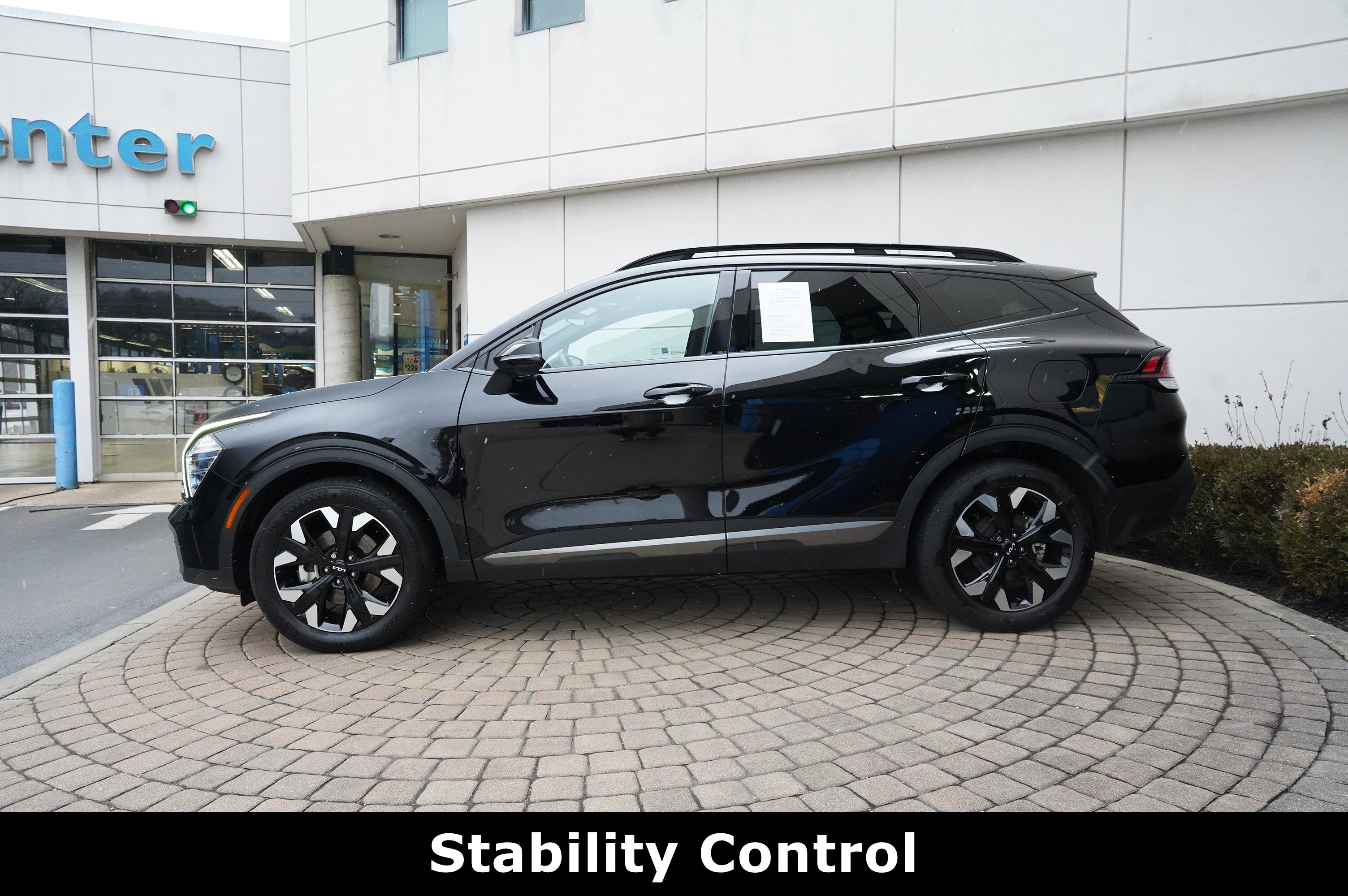 Used 2024 Kia Sportage X-Line w/ X-Line Premium Package image 19