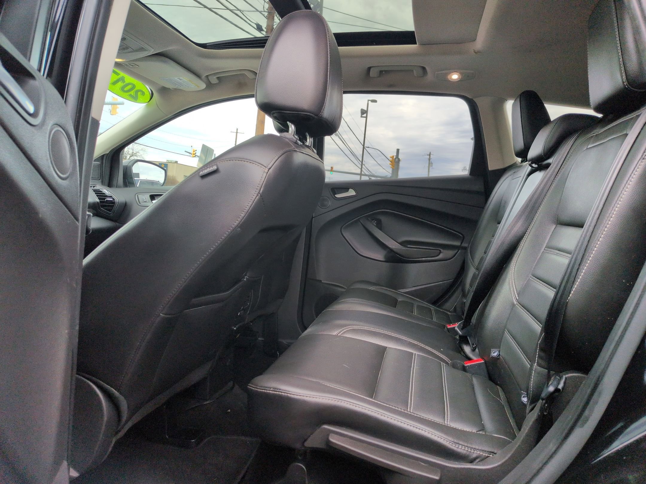 Used 2017 Ford Escape Titanium image 15