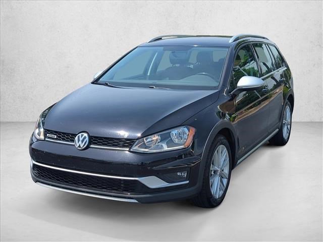 Used 2017 Volkswagen Golf Alltrack S AWD/4WD image 1