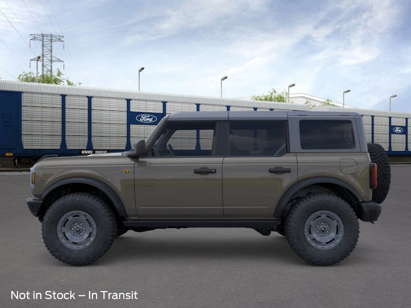 New 2025 Ford Bronco Badlands image 3