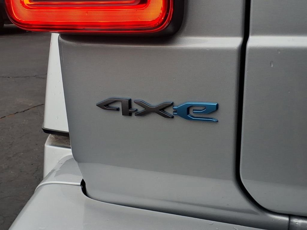 Used 2024 Jeep Wrangler High Altitude image 30