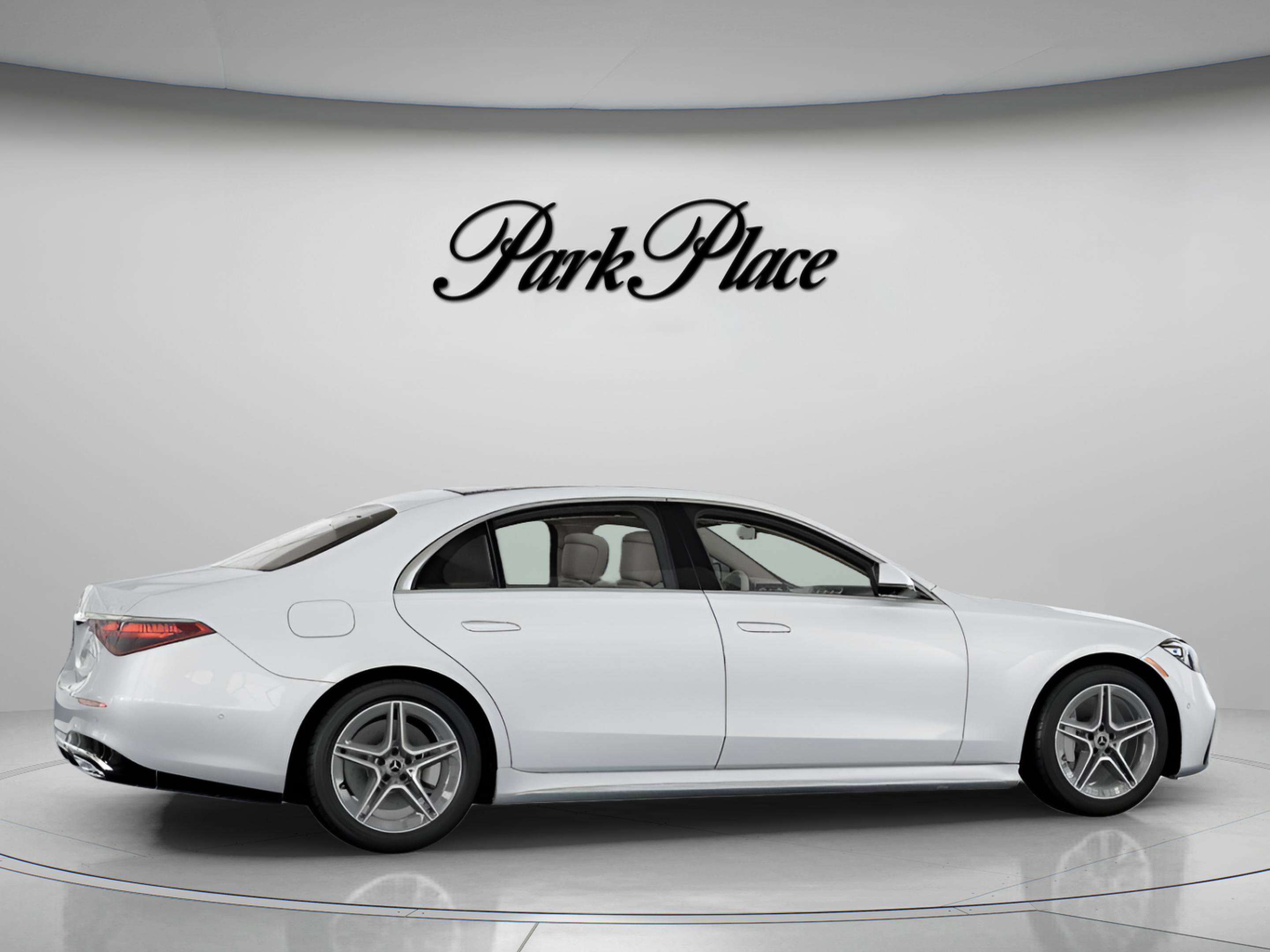 New 2026 Mercedes-Benz S 580e 4MATIC Sedan image 24