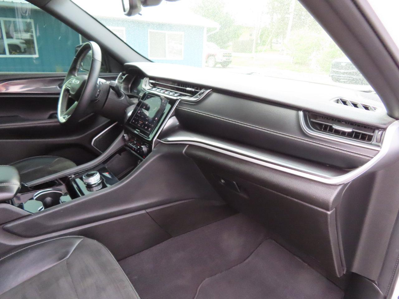 Used 2021 Jeep Grand Cherokee L Laredo image 48