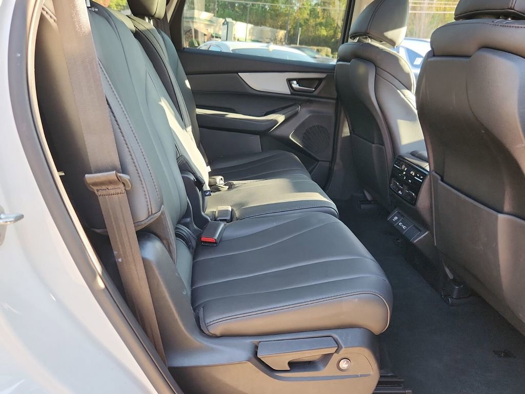Used 2024 Acura MDX FWD image 18