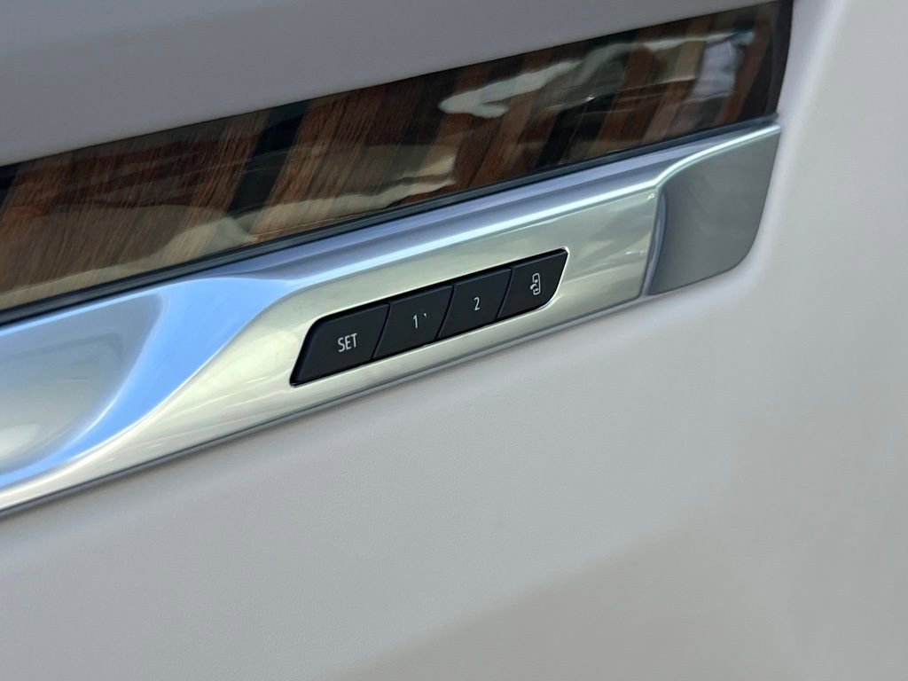 New 2026 Cadillac Escalade Platinum Luxury image 7