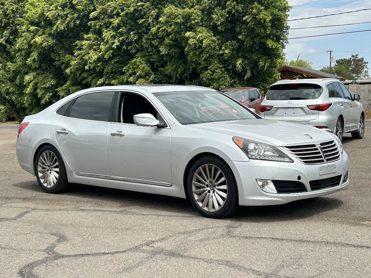 Used 2015 Hyundai Equus Signature RWD image 1