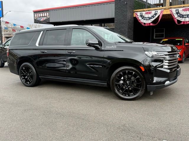 Used 2024 Chevrolet Suburban High Country w/ Advanced Technology Package image 2