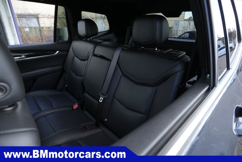 Used 2022 Cadillac XT6 Premium Luxury image 19