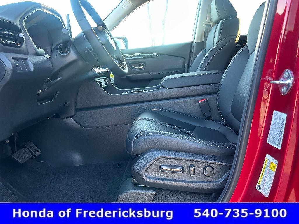 Certified 2026 Honda Passport RTL image 31