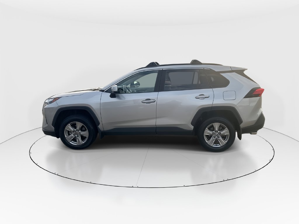 Used 2023 Toyota RAV4 XLE w/ Convenience Package FWD image 5