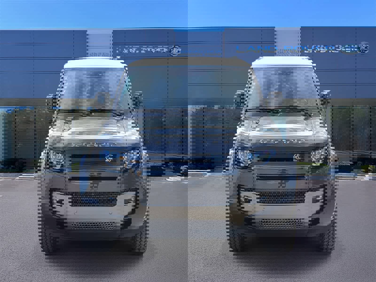 New 2026 Land Rover Defender 110 S image 2