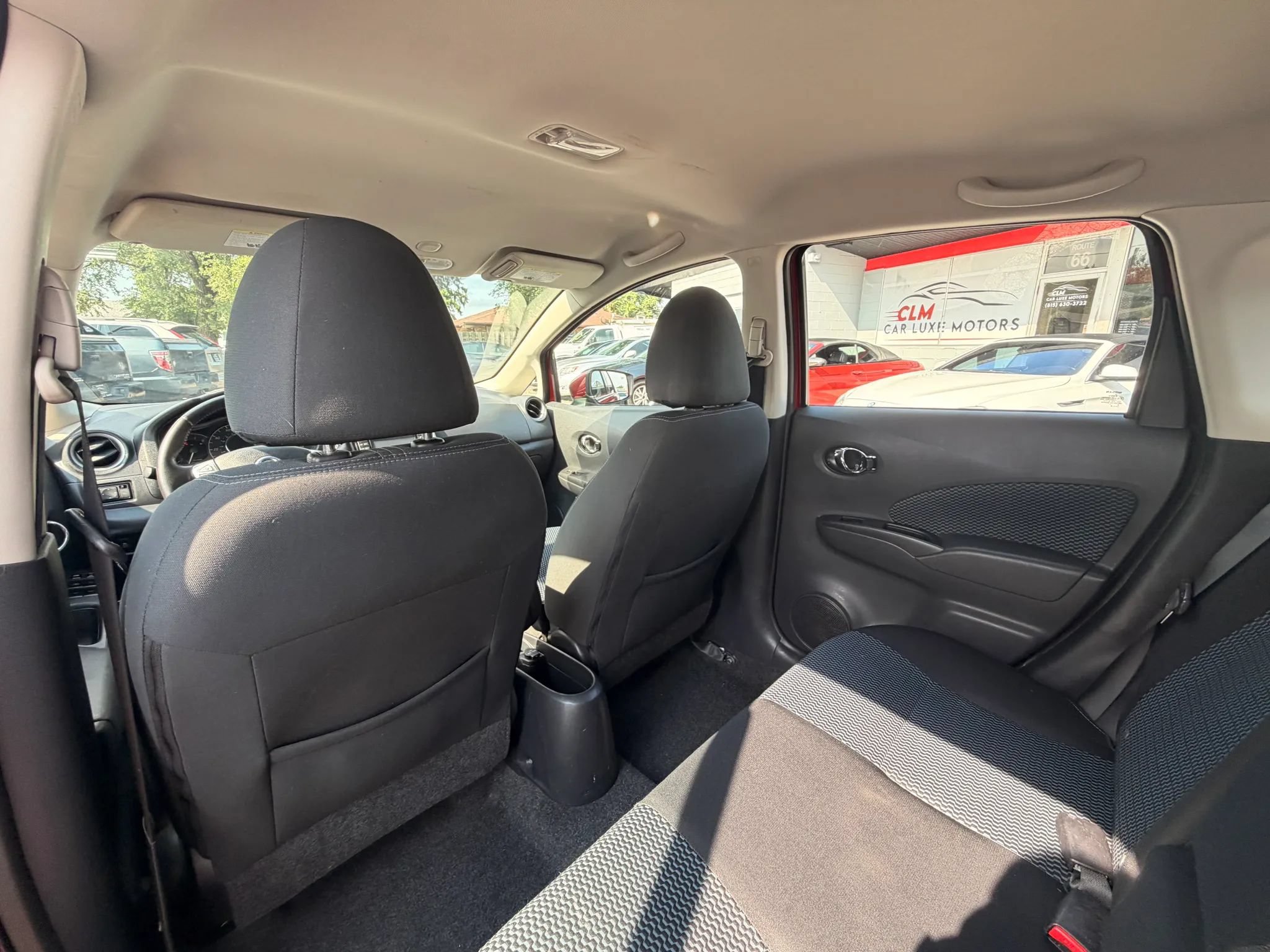 Used 2015 Nissan Versa Note FWD image 12