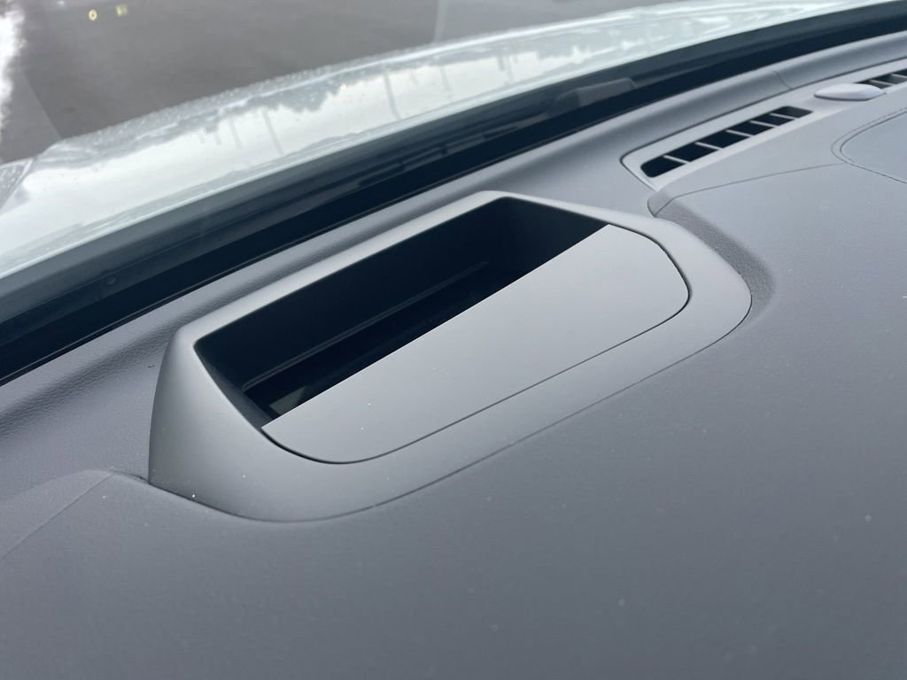 Certified 2023 Volvo XC60 B5 Ultimate image 32