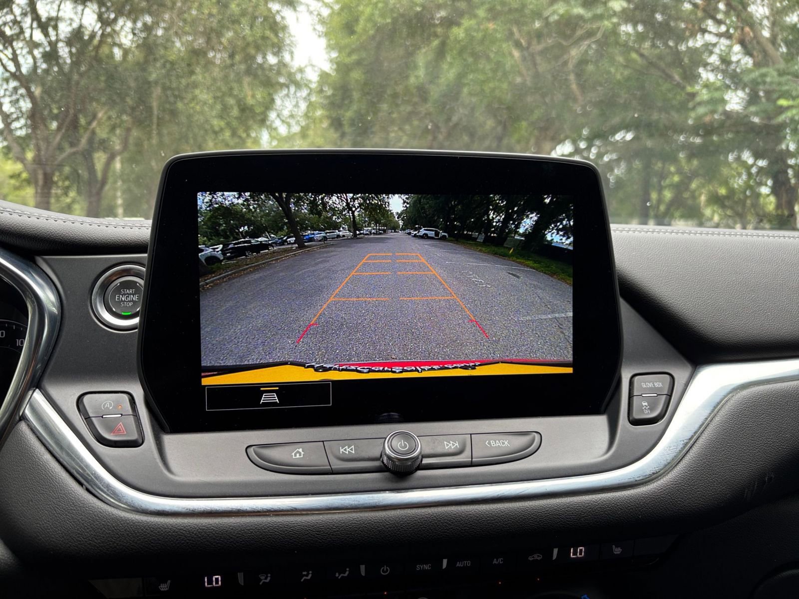 Used 2025 Chevrolet Blazer LT FWD image 23