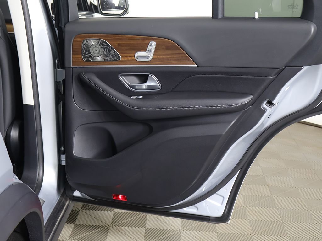 Used 2024 Mercedes-Benz GLE 350 4MATIC image 31