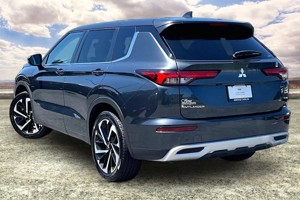 Used 2024 Mitsubishi Outlander SE AWD/4WD image 4