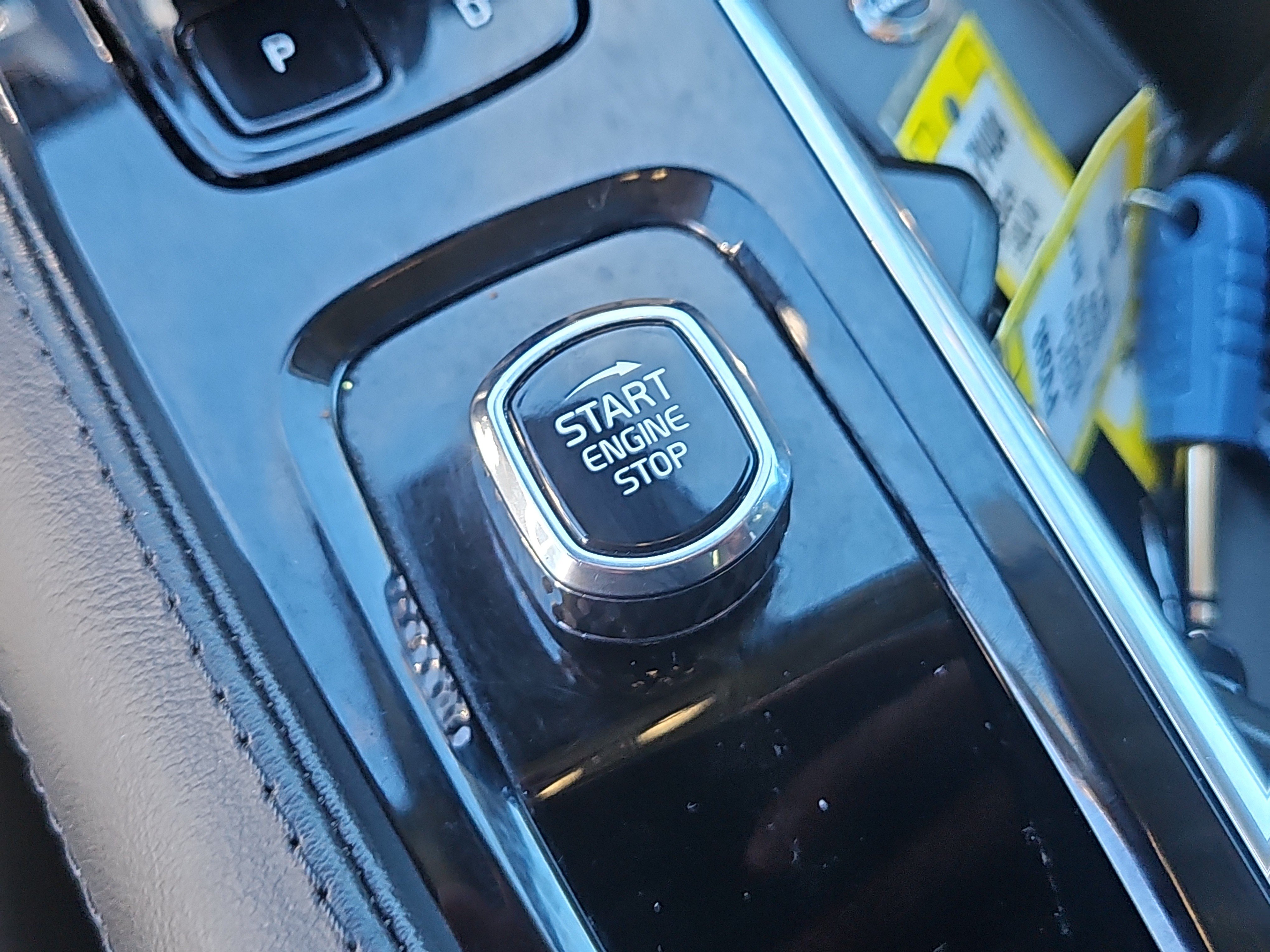 Used 2024 Volvo XC90 B5 Core w/ Climate Package AWD/4WD image 18