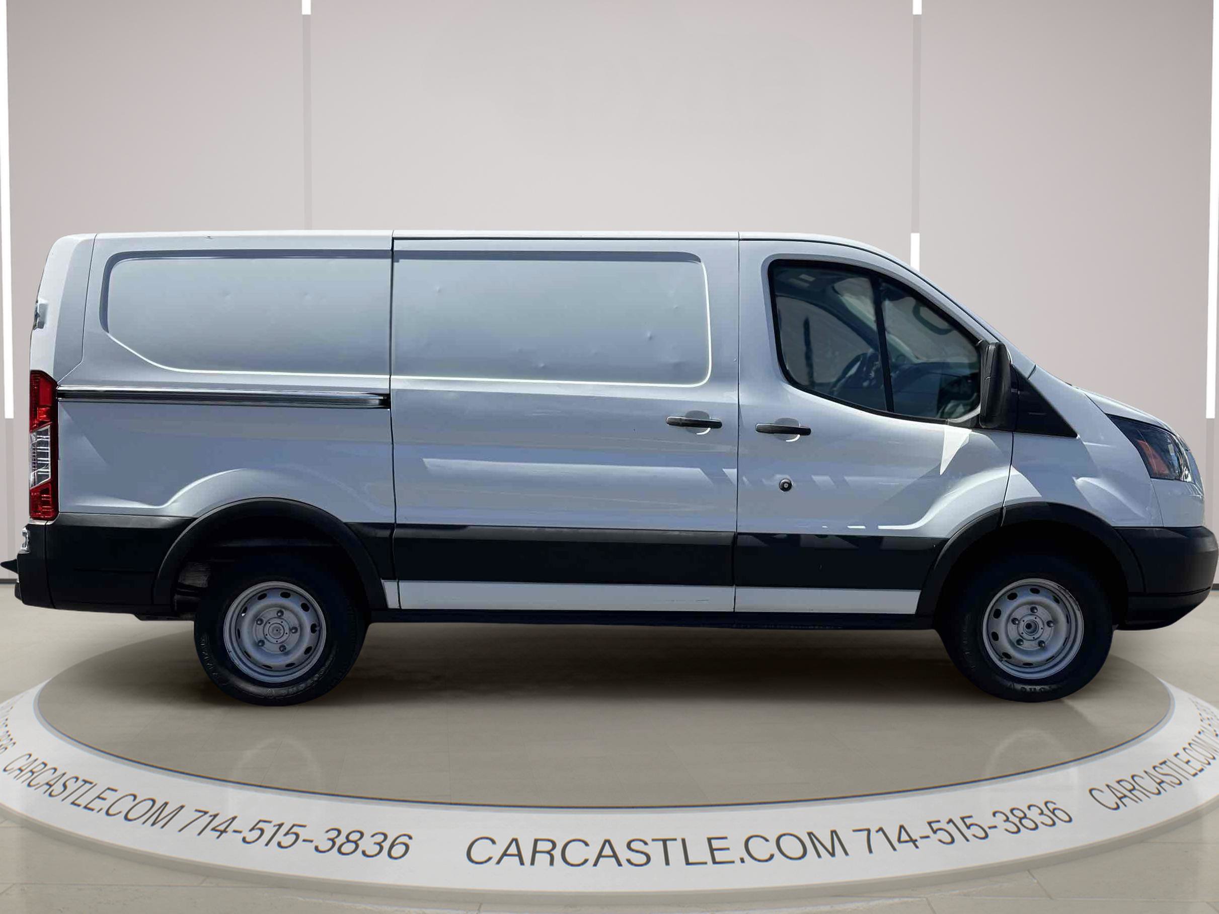 Used 2019 Ford Transit 250 130 Low Roof RWD image 6