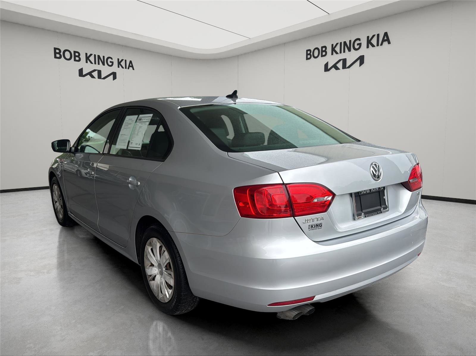 Used 2014 Volkswagen Jetta SE FWD image 3