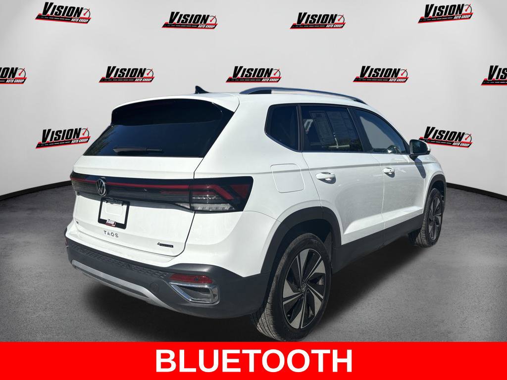 Used 2026 Volkswagen Taos SE AWD/4WD image 5