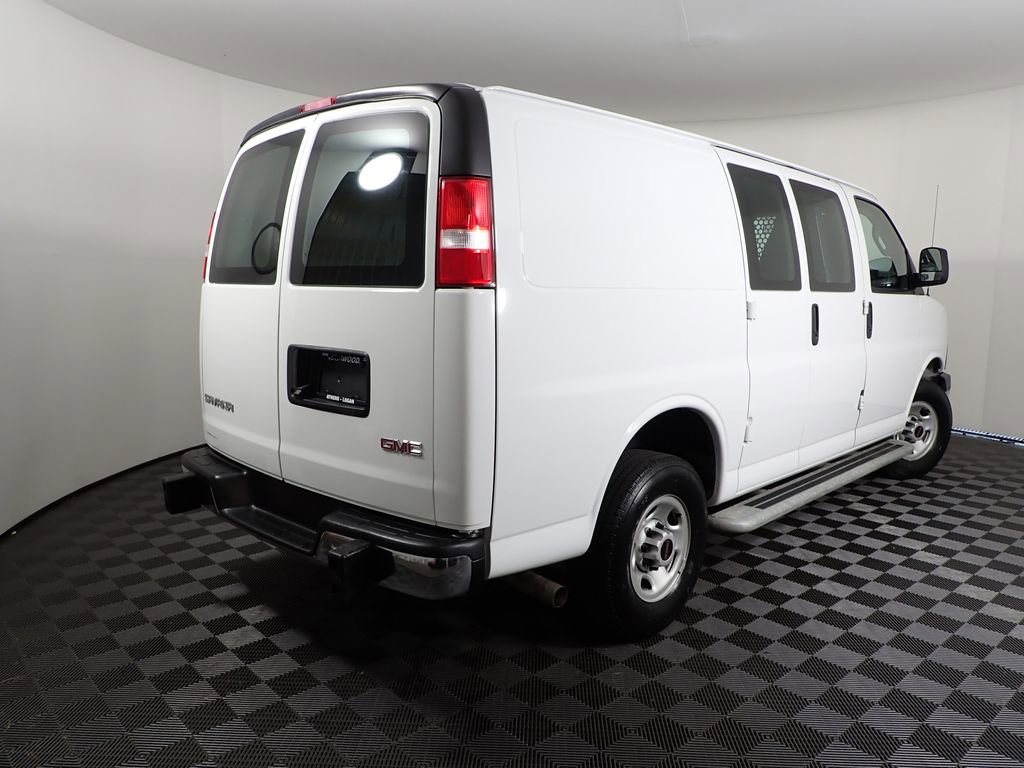 Used 2024 GMC Savana 2500 w/ Driver Convenience Package RWD image 16