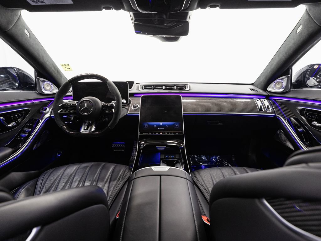 Used 2024 Mercedes-Benz S 63 AMG S image 28