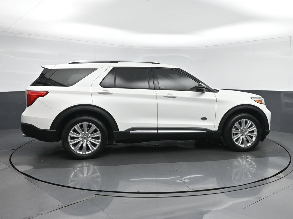 Used 2021 Ford Explorer King Ranch w/ Premium Technology Package AWD/4WD image 8