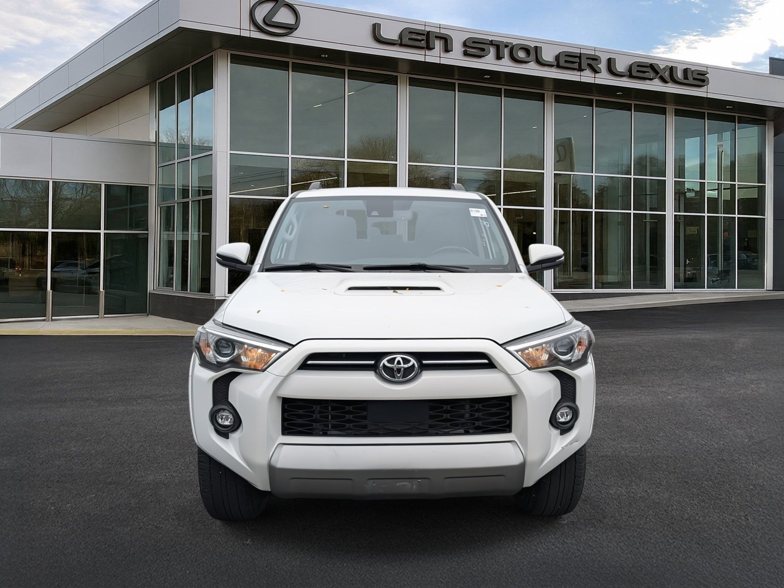 Used 2023 Toyota 4Runner TRD Off-Road Premium image 9