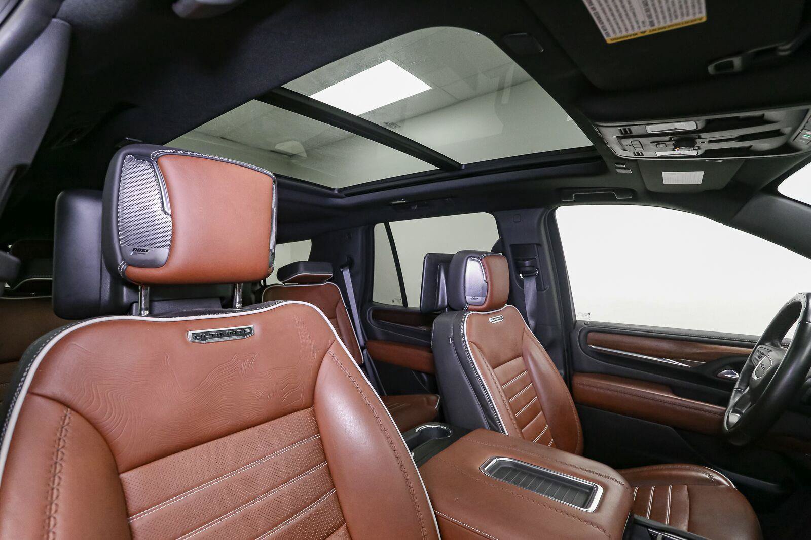 Used 2023 GMC Yukon Denali Ultimate AWD/4WD image 21