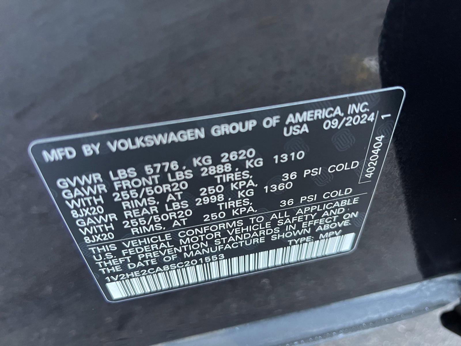 Used 2025 Volkswagen Atlas Cross Sport SE image 30