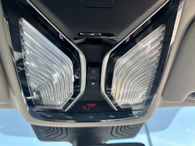 Used 2016 BMW 750i xDrive AWD/4WD image 11