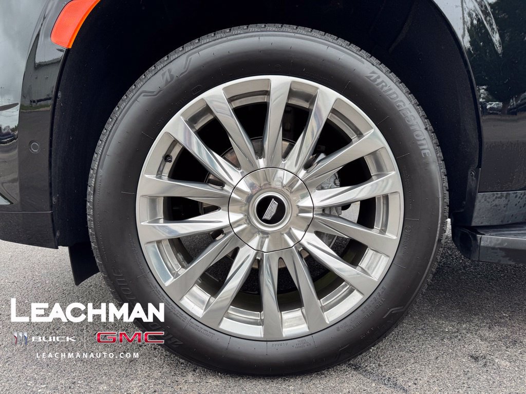 Used 2021 Cadillac Escalade Premium Luxury AWD/4WD image 8