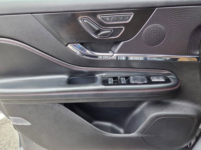 Used 2023 Lincoln Corsair Reserve w/ Equipment Group 201A image 28