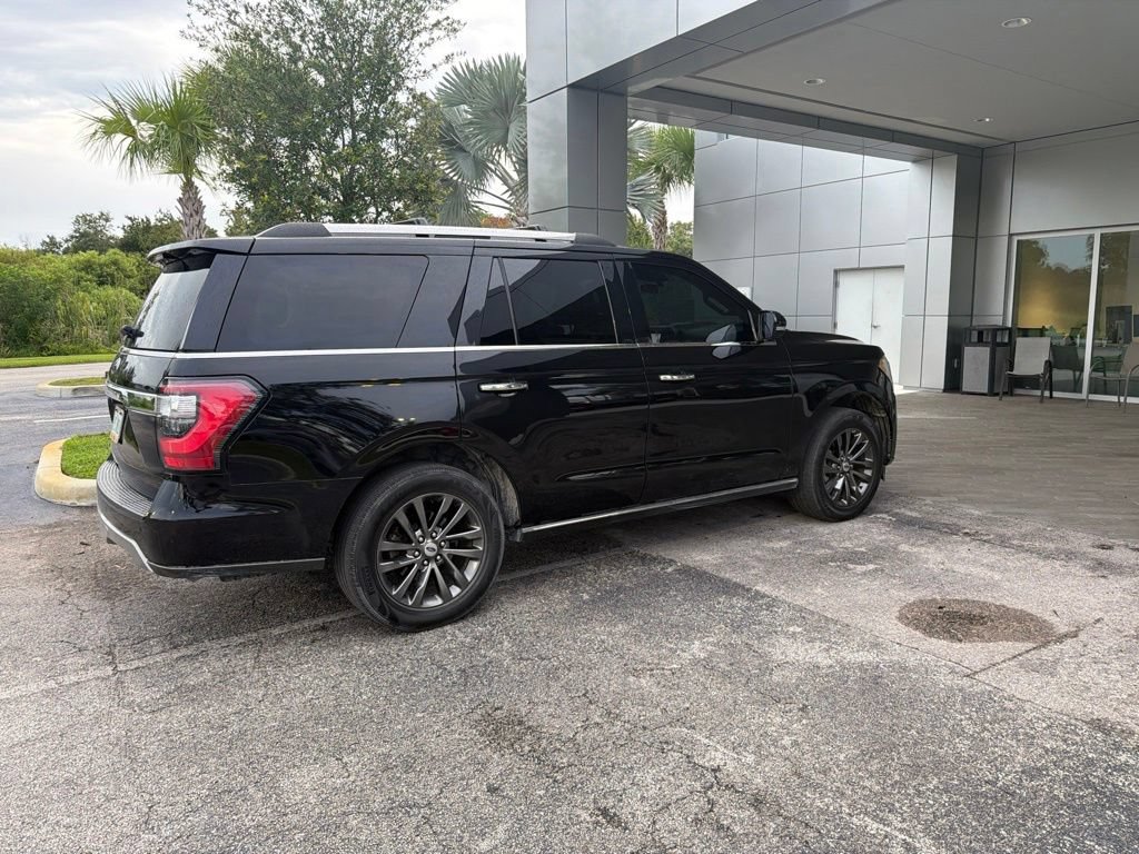 Used 2021 Ford Expedition Limited RWD image 3